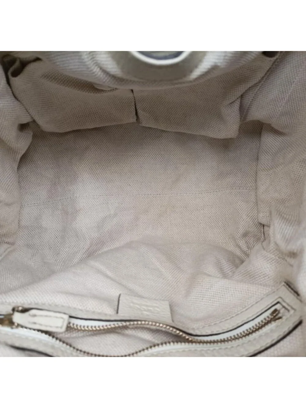 ★SOLD★ Gucci Soho White Leather Messenger Bag - Picture 9 of 15